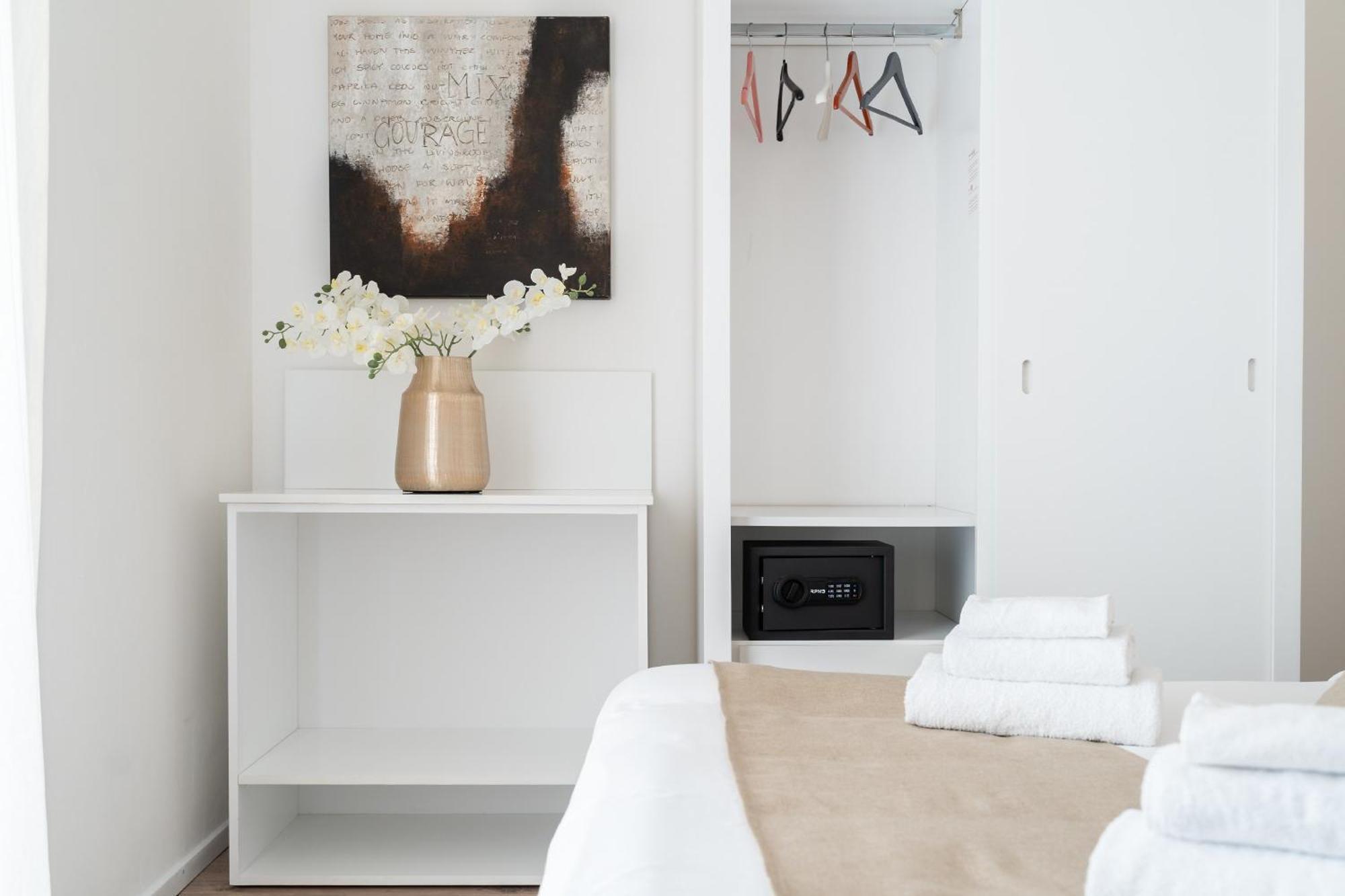 New Elegance Suites Guesthouse Oristano Dış mekan fotoğraf