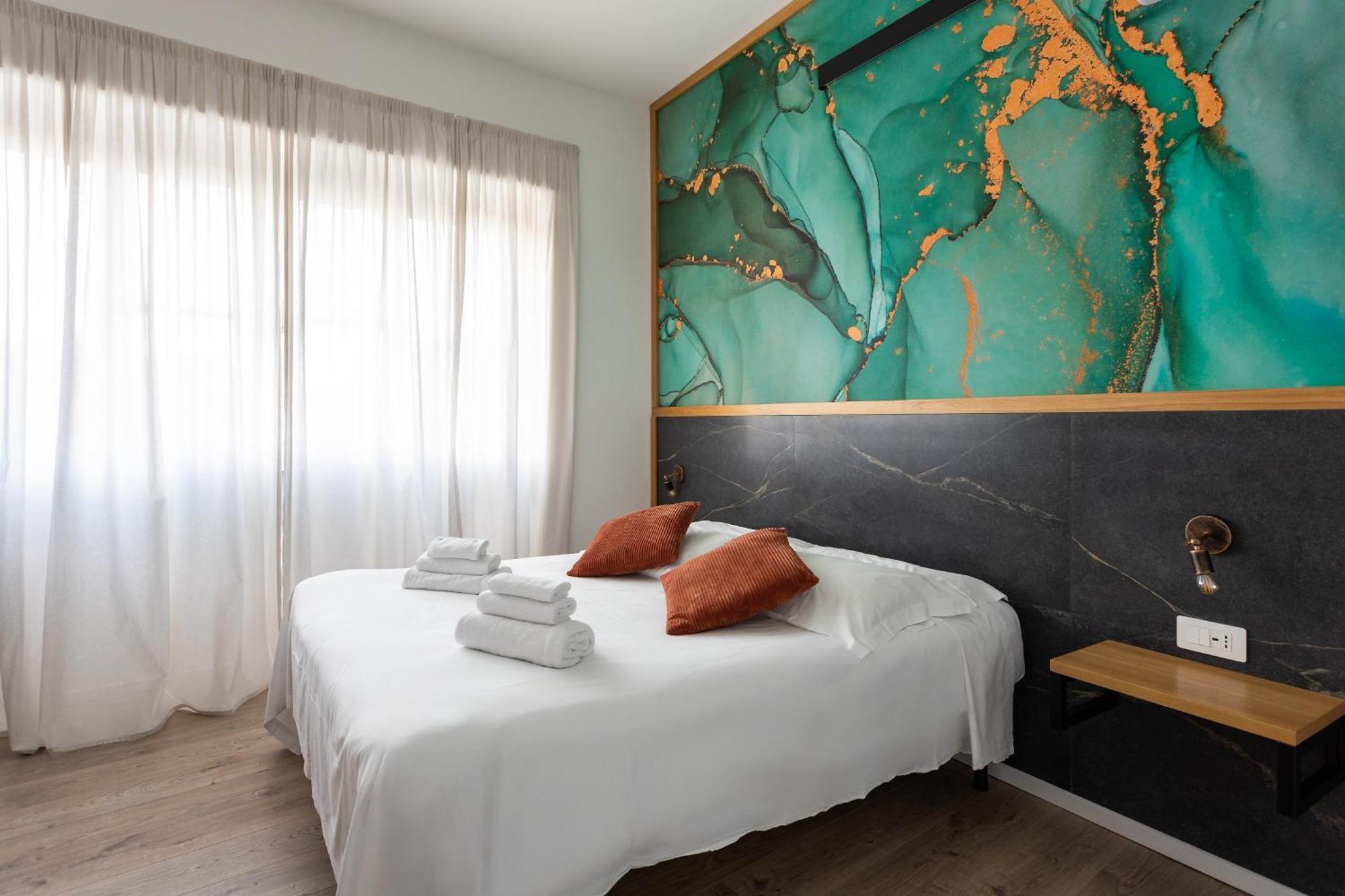 New Elegance Suites Guesthouse Oristano Dış mekan fotoğraf
